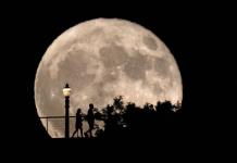 Impactantes superlunas: belleza en el cielo nocturno (FOTOS)