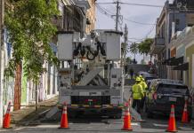 Restauración de electricidad en Puerto Rico tras la tormenta tropical Ernesto