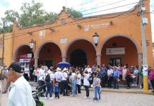 Sin avance,  entrega de Villa de Pozos