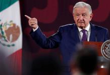 FGR puede llamar a declarar a Peña Nieto por Ayotzinapa: AMLO