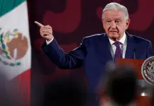FGR puede llamar a declarar a Peña Nieto por Ayotzinapa: AMLO FGR puede llamar a declarar a Peña Nieto por Ayotzinapa: AMLO