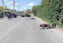 Muere motociclista en aparatoso choque contra camioneta