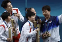 Norcoreanos podrían ser castigados por selfie con surcoreano en París 2024