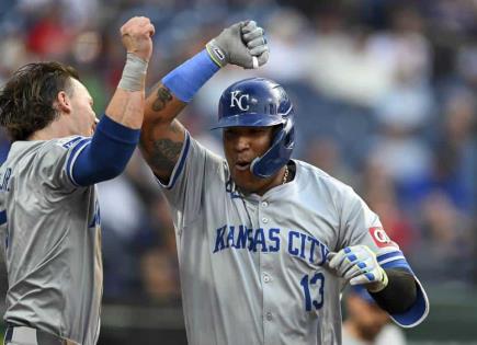 Salvador Pérez y Reales de Kansas City arrasan en doble cartelera contra Cleveland