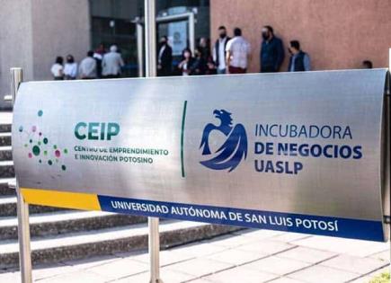 UASLP realiza foro con expertos en recursos  humanos