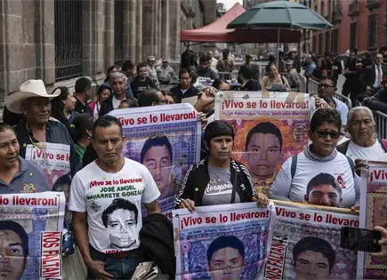 Piden usar multa por armas ilegales para reparar daño en Ayotzinapa Piden usar multa por armas ilegales para reparar daño en Ayotzinapa