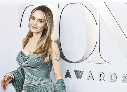 FESTIVAL DE TORONTO PREMIARÁ A JOLIE