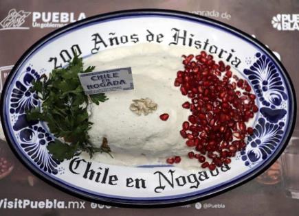 Chef mexicano celebra la tradición del chile en nogada