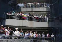 Oposición venezolana se moviliza tras elecciones polémicas Oposición venezolana se moviliza tras elecciones polémicas