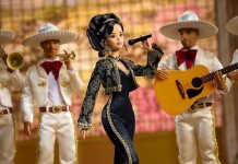 Tributo a Juan Gabriel: Edición Especial de Barbie