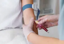 Advertencia de autoridades suizas a donantes de sangre Advertencia de autoridades suizas a donantes de sangre