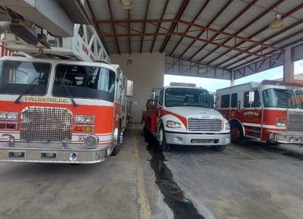 Rechazan en Congreso placas gratuitas para Policías, Bomberos y ambulancias