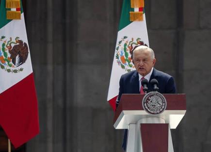 López Obrador afirma que México vive una auténtica democracia y revirtió la decadencia