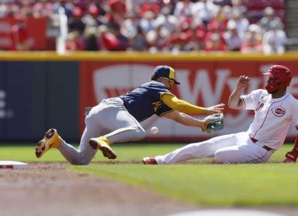 Rojos de Cincinnati triunfan sobre los Cerveceros en extra innings