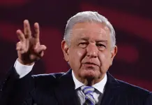 López Obrador ofrece recompensas para resolver el caso Ayotzinapa antes de retirarse López Obrador ofrece recompensas para resolver el caso Ayotzinapa antes de retirarse