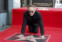 Homenaje a Tim Burton en Hollywood con estrella en Paseo de la Fama