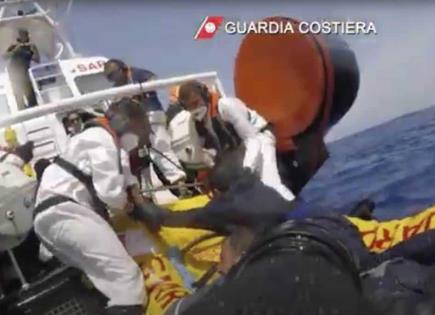 Naufragio en el Mediterráneo: Rescate y Desaparecidos