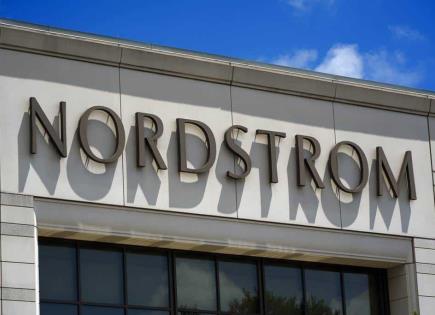 Oferta de adquisición de Nordstrom por familia y grupo minorista mexicano