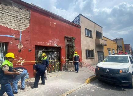 Fotos | A punto del colapso, una finca en avenida Reforma