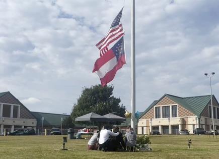 Tragedia en Georgia: Padre de Colt Gray arrestado por tiroteo en escuela secundaria