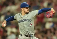 Azulejos de Toronto triunfan sobre Bravos de Atlanta en juego clave