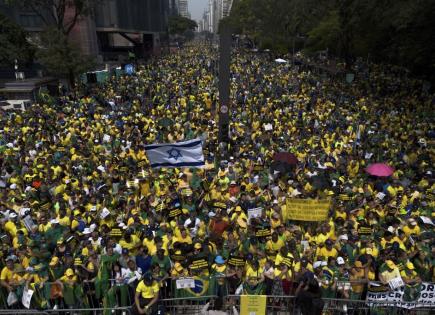 Protesta de simpatizantes de Bolsonaro en Sao Paulo por bloqueo de X