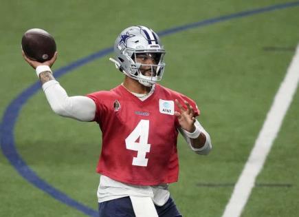 Dak Prescott firma histórico contrato con los Cowboys de Dallas