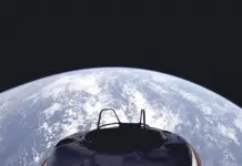 Caminatas Espaciales: La Nueva Aventura para Multimillonarios Caminatas Espaciales: La Nueva Aventura para Multimillonarios