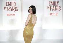 Lily Collins y su recorrido desde Emily in Paris hasta el teatro en Barcelona