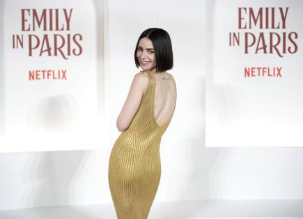 Lily Collins y su recorrido desde Emily in Paris hasta el teatro en Barcelona