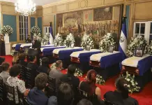 Sepelio del Subdirector de la Polic&iacute;a Nacional Civil en El Salvador