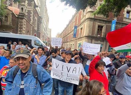 Protesta en el Congreso de la CDMX por reforma del Poder Judicial