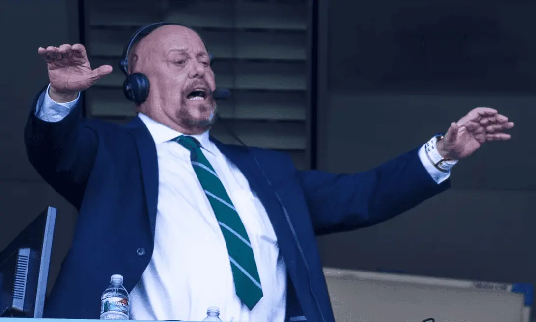 Enrique Bermúdez regresa a Televisa para narrar el Mundial