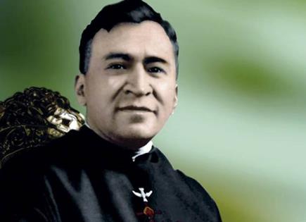 PADRE MOISÉS LIRA SERAFÍN BIENAVENTURADO