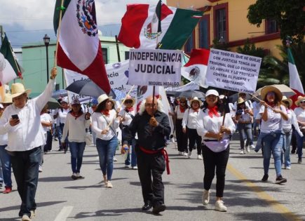 Protesta de Trabajadores del Poder Judicial en Oaxaca