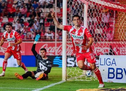 Partido crucial entre Querétaro y Necaxa