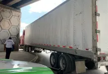 Varias mujeres lesionada al evitar ser embestidas por tr&aacute;iler