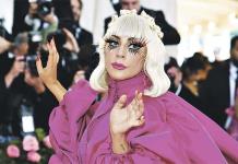 Lady Gaga anuncia el lanzamiento de su nuevo disco Harlequin