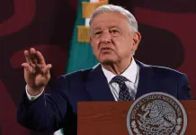 AMLO advierte sobre manifestantes fifís en su casa de Palenque, Chiapas AMLO advierte sobre manifestantes fifís en su casa de Palenque, Chiapas