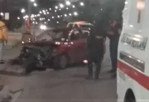 Trasladan a conductor tras aparatoso choque en carretera a Rioverde