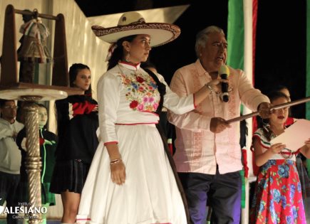 Noche Mexicana en el Salesiano Carlos Gómez