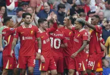 Liverpool se destaca en la Liga Premier Liverpool se destaca en la Liga Premier