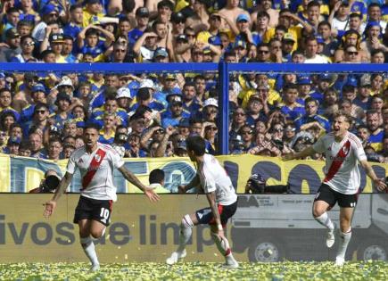 River Plate triunfa en el superclásico argentino