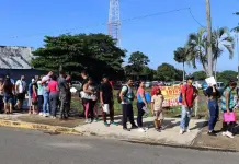 Mexicanos refugiados en Guatemala actualizan estatus migratorio