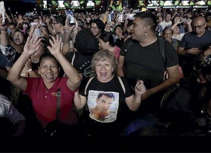 MÁS DE 70 MIL PERSONAS REVIVEN PRESENTACIÓN DE JUAN GABRIEL