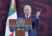 Agradecimiento de AMLO al Fiscal por repatriación de restos de revolucionario