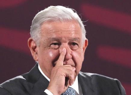 Vinculado a traficantes de influencias en PJF, el abogado que lanzó botella: AMLO