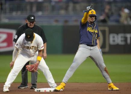 Willy Adames y Jackson Chourio hacen historia en los Cerveceros de Milwaukee