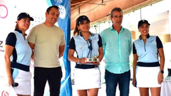 PREMIAN A JUGADORAS EN EL TORNEO DAMAS ZONA CENTRO