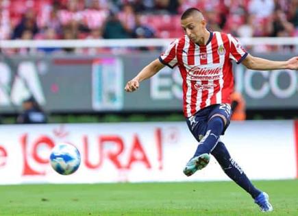 Chivas recupera al Piojo Alvarado de cara al Play-In